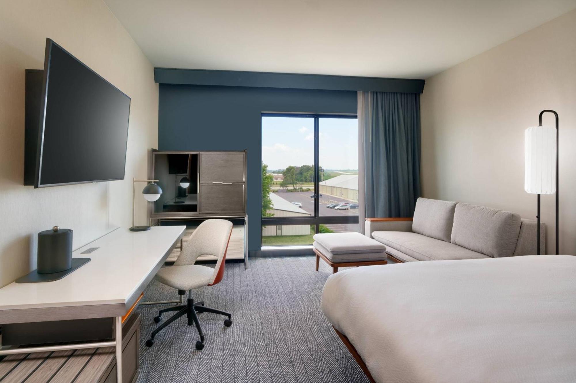 Courtyard 3* Ames
